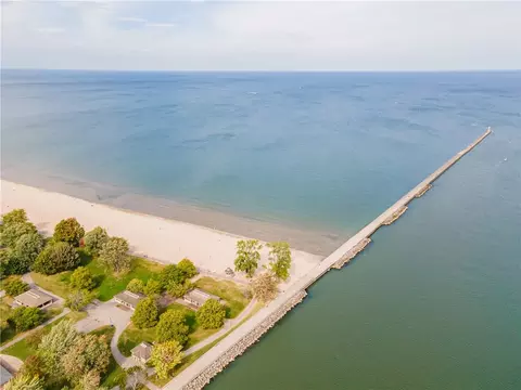 397 Rock Beach Rd, Irondequoit, NY 14617 photo 7