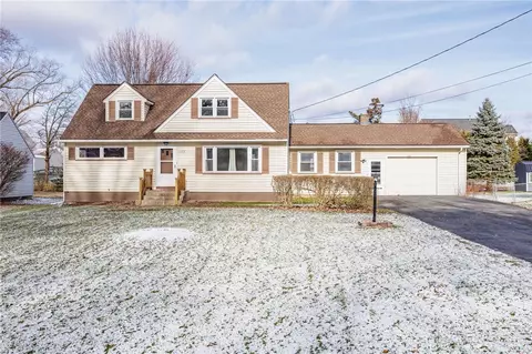 138 King Rd, Chili, NY 14428