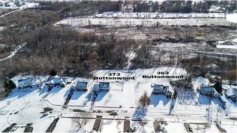 373 Buttonwood Dr, Greece, NY 14468