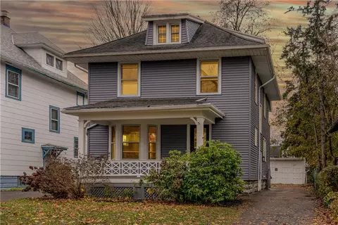 77 Macbeth St, Rochester, NY 14609