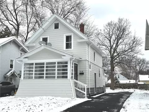 306 Curlew St, Rochester, NY 14613