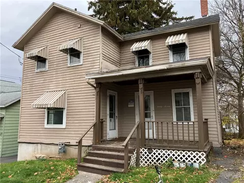 27 Dorchester Ave, Geneva, NY 14456