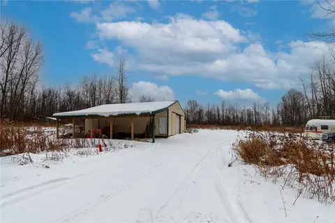 7740 E Port Bay Rd, Wolcott, NY 14590