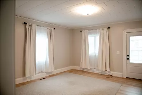 17 Case Ave, Auburn, NY 13021 photo 6