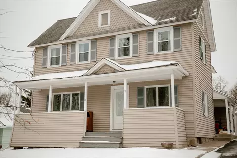 17 Case Ave, Auburn, NY 13021