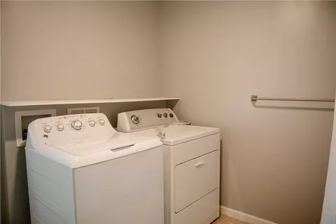 17 Case Ave, Auburn, NY 13021 photo 10