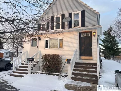 438 Hoyt St, Dunkirk, NY 14048