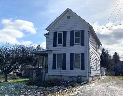 9 Beech St, Norwich, NY 13815