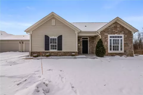 53 Maryview Dr, Webster, NY 14580