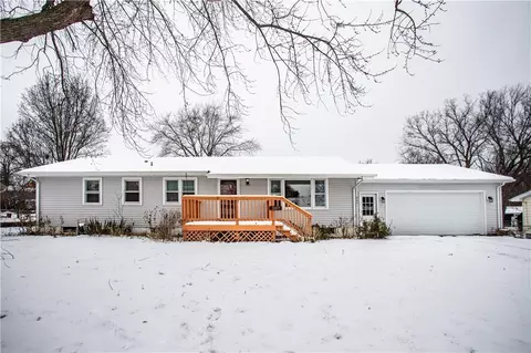 207 Valiant Dr, Rochester, NY 14623