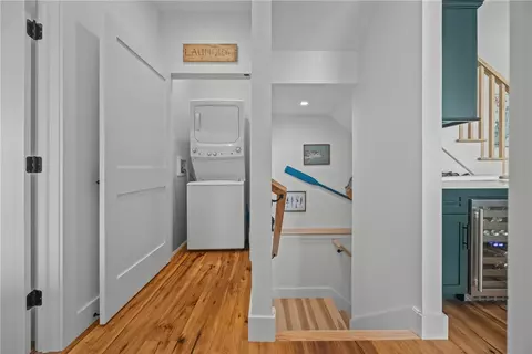 Entry Way - 11363 E Bluff Dr, Jerusalem, NY 14478 photo 2 of 3