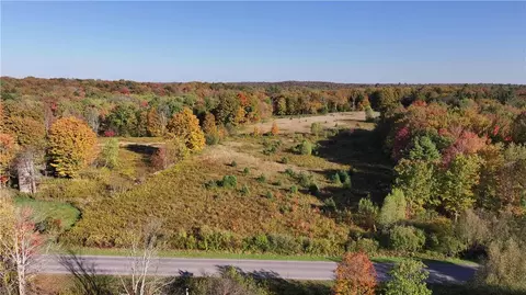 280 White Rd, Parish, NY 13131