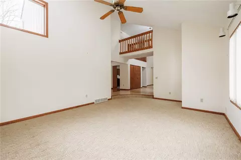 Living - 342 Shadowbrook Dr, Webster, NY 14580 photo 2 of 7