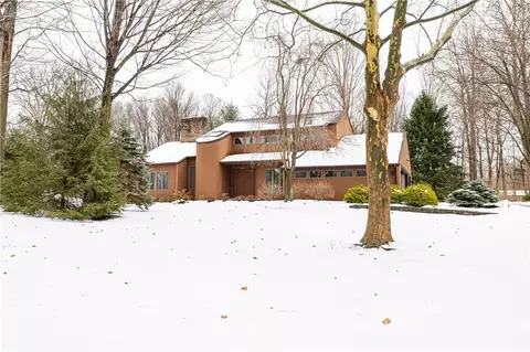 Exterior - 342 Shadowbrook Dr, Webster, NY 14580 photo 3 of 10