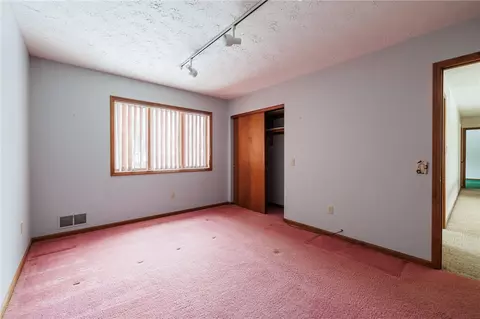 Bedroom - 342 Shadowbrook Dr, Webster, NY 14580 photo 3 of 5