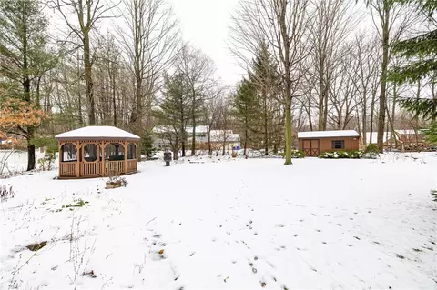 Exterior - 342 Shadowbrook Dr, Webster, NY 14580 photo 6 of 10
