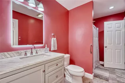 Bath - 1272 State Rd, Webster, NY 14580 photo 4 of 4