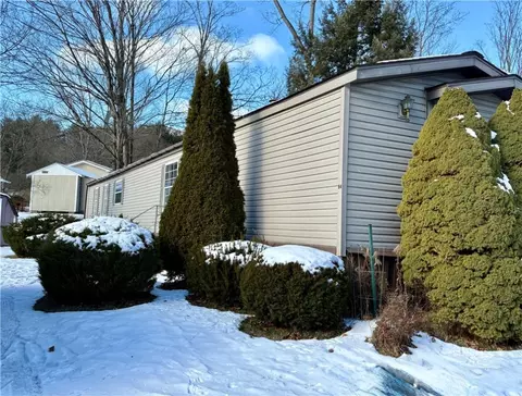 94 Willow Cir, Painted Post, NY 14870 photo 3
