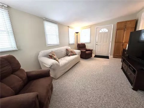 131 Meadow Cir, Irondequoit, NY 14609 photo 20