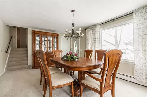 131 Meadow Cir, Irondequoit, NY 14609 photo 22