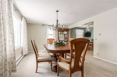 131 Meadow Cir, Irondequoit, NY 14609 photo 24