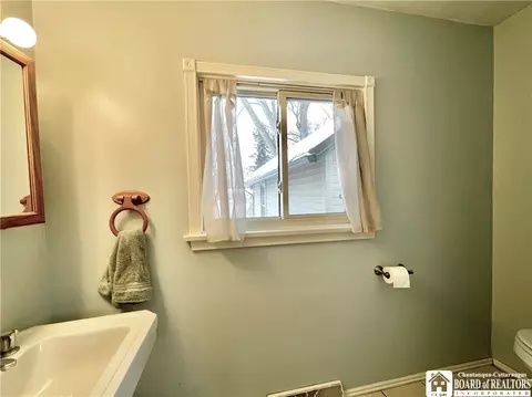 Bath - 86 E Green St, Dunkirk, NY 14048 photo 2 of 5