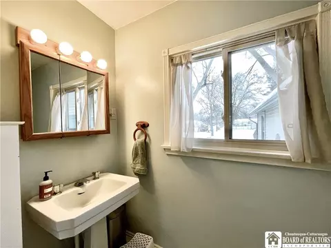 Bath - 86 E Green St, Dunkirk, NY 14048 photo 1 of 5