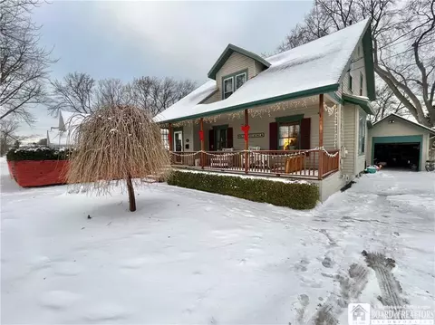 86 E Green St, Dunkirk, NY 14048