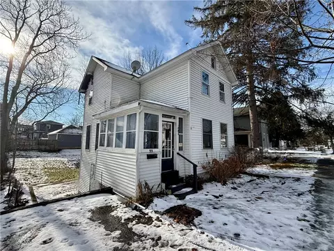 33 Miller St, Seneca Falls, NY 13148