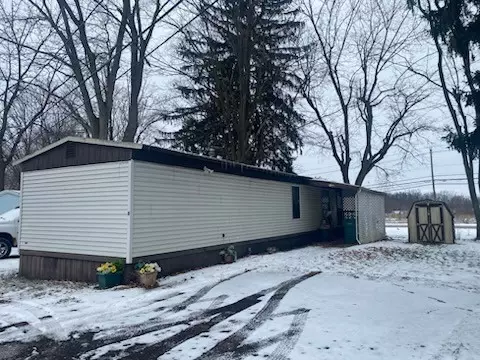 3 Fred Dr, Farmington, NY 14425