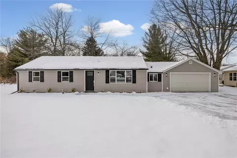 3887 Mount Read Blvd, Greece, NY 14616