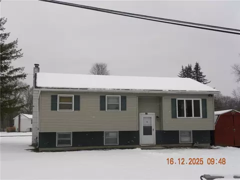 131 Ormiston Rd, Horseheads, NY 14838