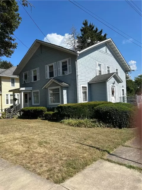 831 W Gray St, Elmira, NY 14905