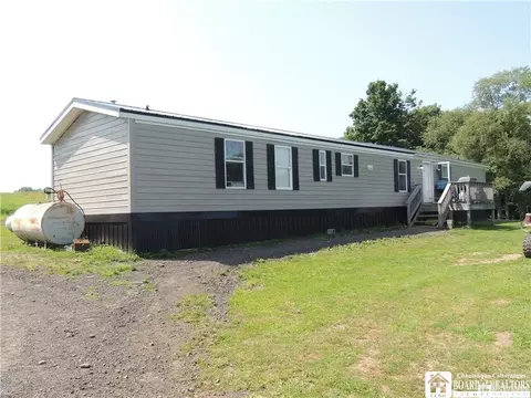 7139 Beech Hill Rd, Dewittville, NY 14728