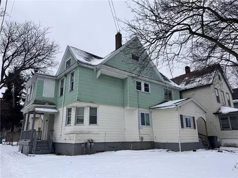 929 Plymouth Ave N, Rochester, NY 14608
