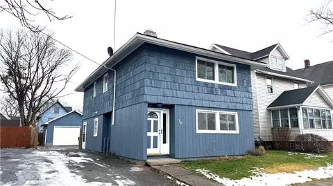 30 Newcomb St, Rochester, NY 14609