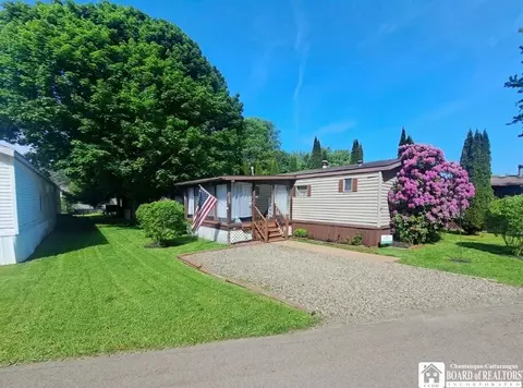 1691 Carlberg, Jamestown, NY 14701