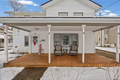 Exterior - 40 Spencer St, Lyons, NY 14489 photo 4 of 10