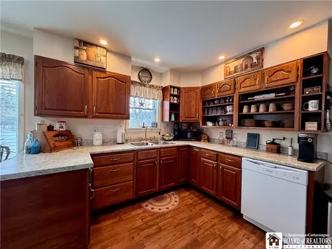 469 N Branch Rd, Eldred, PA 16731 photo 6