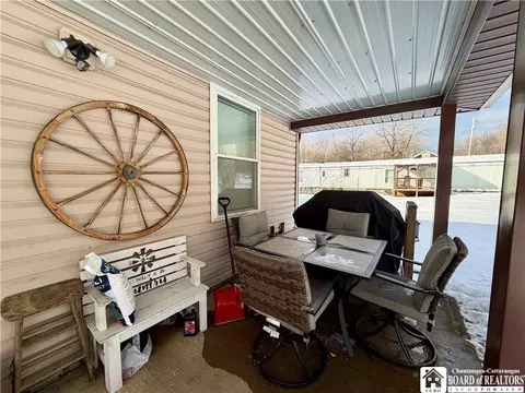 469 N Branch Rd, Eldred, PA 16731 photo 4