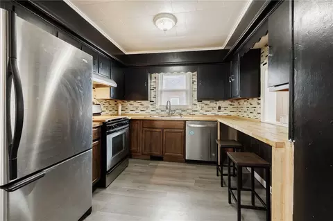 Kitchen - 1069 Titus Ave, Irondequoit, NY 14617 photo 1 of 2