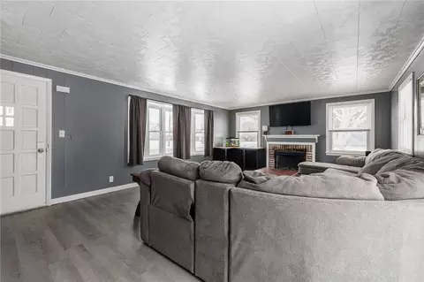 Living - 1069 Titus Ave, Irondequoit, NY 14617 photo 1 of 6