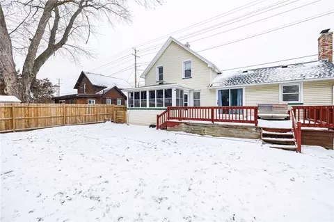 Exterior - 1069 Titus Ave, Irondequoit, NY 14617 photo 6 of 9