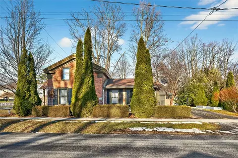 17 Washington St, Starkey, NY 14837