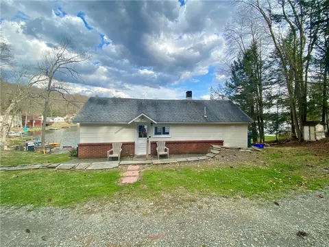 1323 Crystal Lake Rd, Deposit, NY 13783