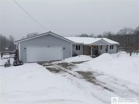 7197 Hall Rd, Charlotte, NY 14718