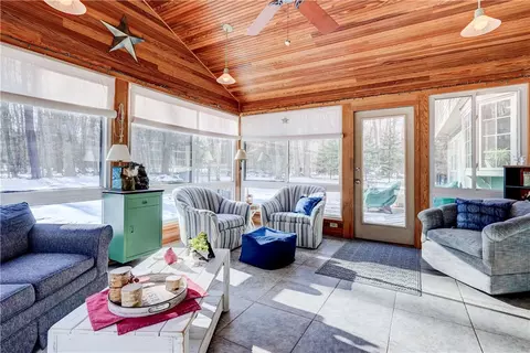 1237 Bucks Run, Webster, NY 14580 photo 18