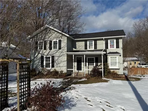 639 Main St, Breesport, NY 14816