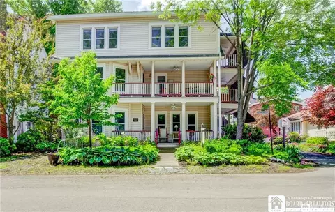 33 Waugh Ave #4, Chautauqua, NY 14722