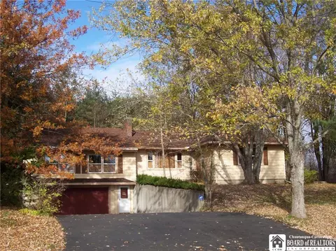 437 Busti Sugar Grove Rd, Busti, NY 14701